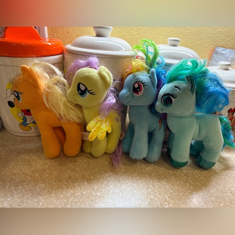 My Little Pony Plush Collection of 4 Topaz Rainbow Dash Fluttershy Apple Jack